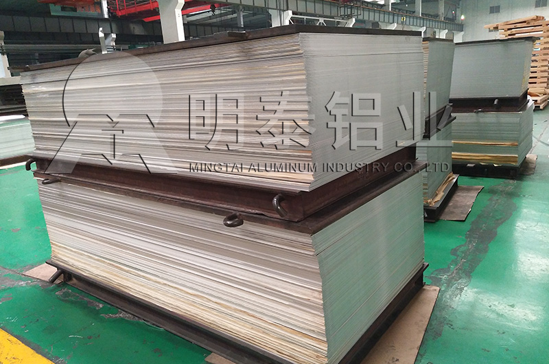廂式貨車蒙皮用5754-H111香蕉污视频在线观看廠家_香蕉国产精品鋁業